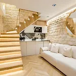 B1 Beautiful, Luxury Near Eiffel Tower Sleeps Ac *
