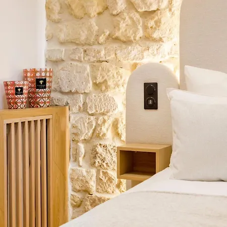 B1 Beautiful, Luxury Near Eiffel Tower Sleeps Ac *