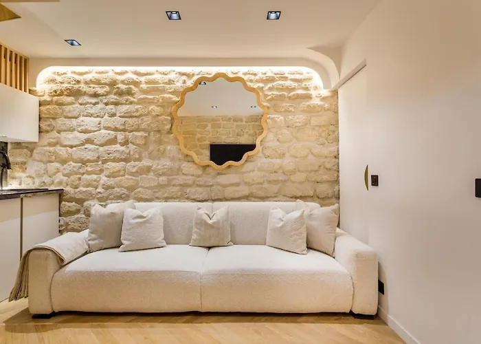 B1 Beautiful, Luxury Near Eiffel Tower Sleeps Ac *